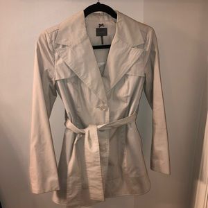 Trench coat perfect condition